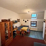 Kronenburghof בית הארחה 3*