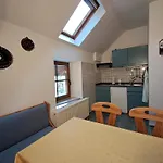 Kronenburghof 3*