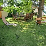 בית הארחה Kronenburghof ארפורט