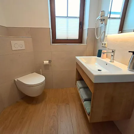 Guest house Kronenburghof