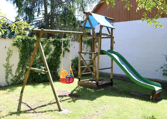 Guest house Kronenburghof